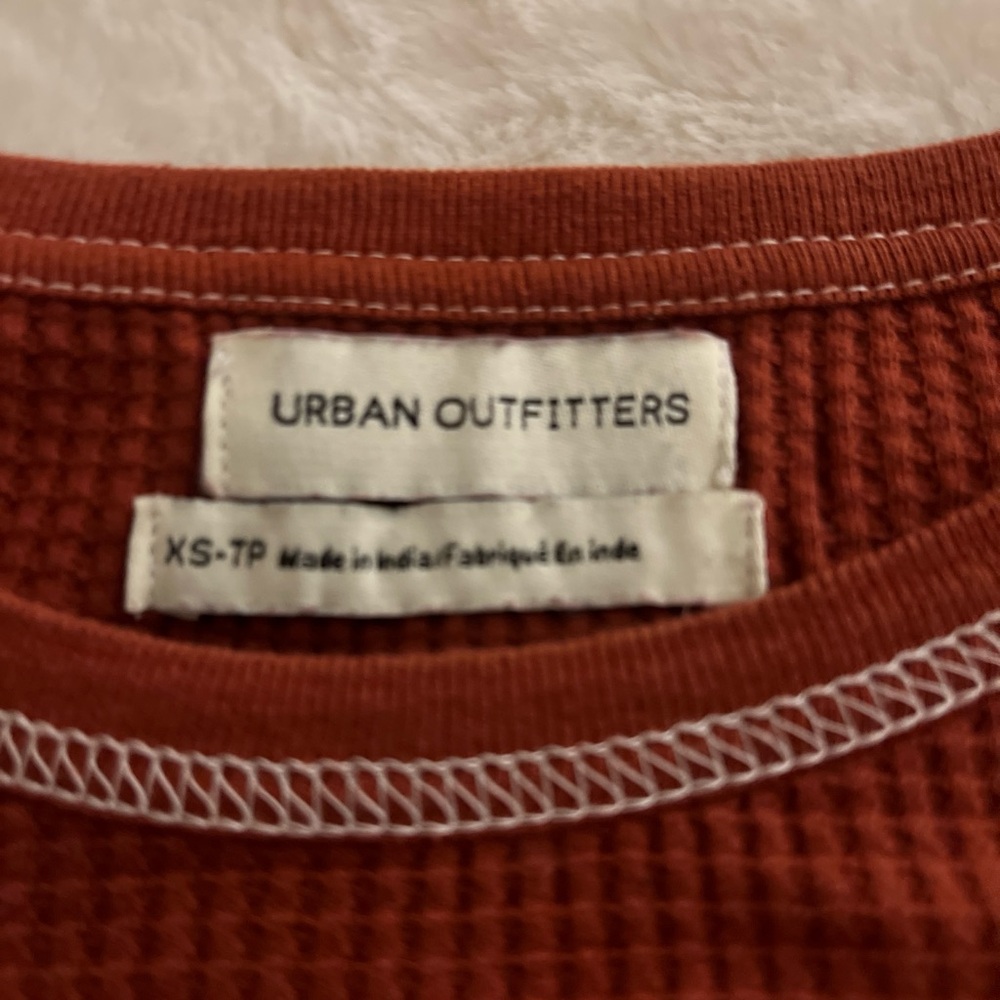 Urban Outfitters Rust Waffle Knit Top - Picture 3 of 4